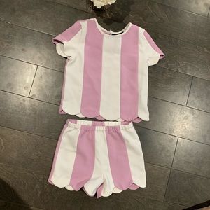 Victoria Beckham Girls Size 5T purple white